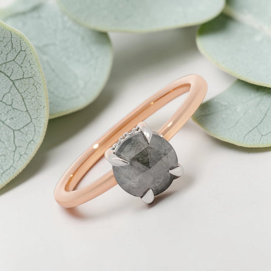 Round Cut Salt and Pepper Diamond Ring for Bridal Wear