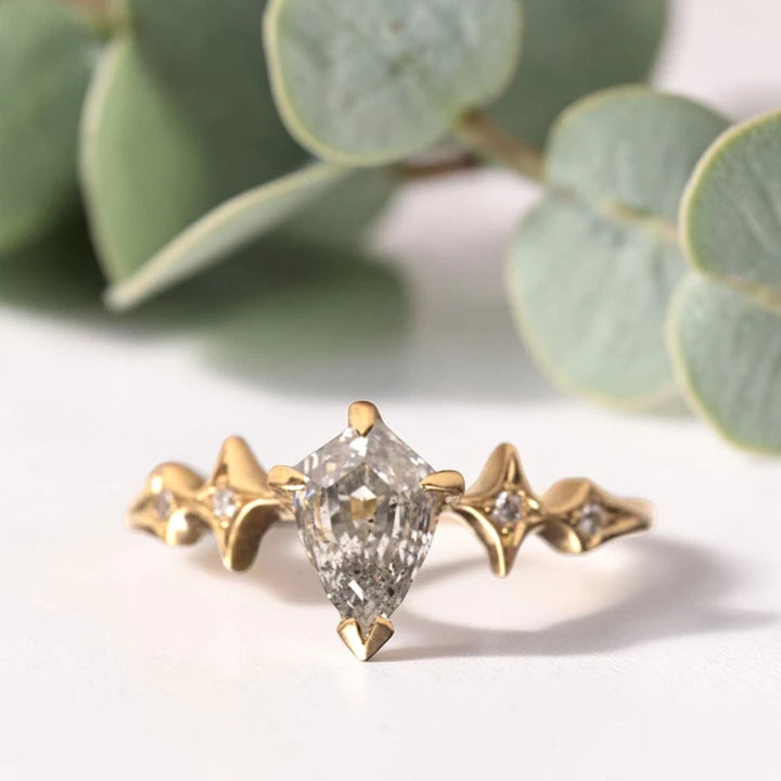 Kite Shaped Salt and Pepper Diamond Ring with Rose Cut