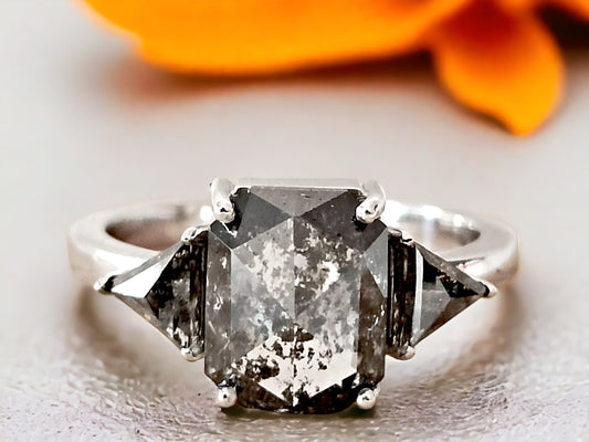 Rose Cut Emerald Diamond Ring – Elegant Vintage Inspired Fine Jewellery