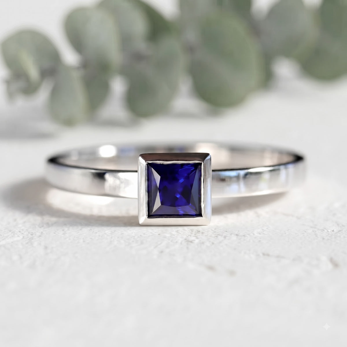 Dark Blue Princess Cut Sapphire Ring