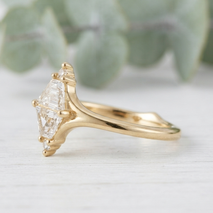 Lab Grown Diamond Engagement Ring