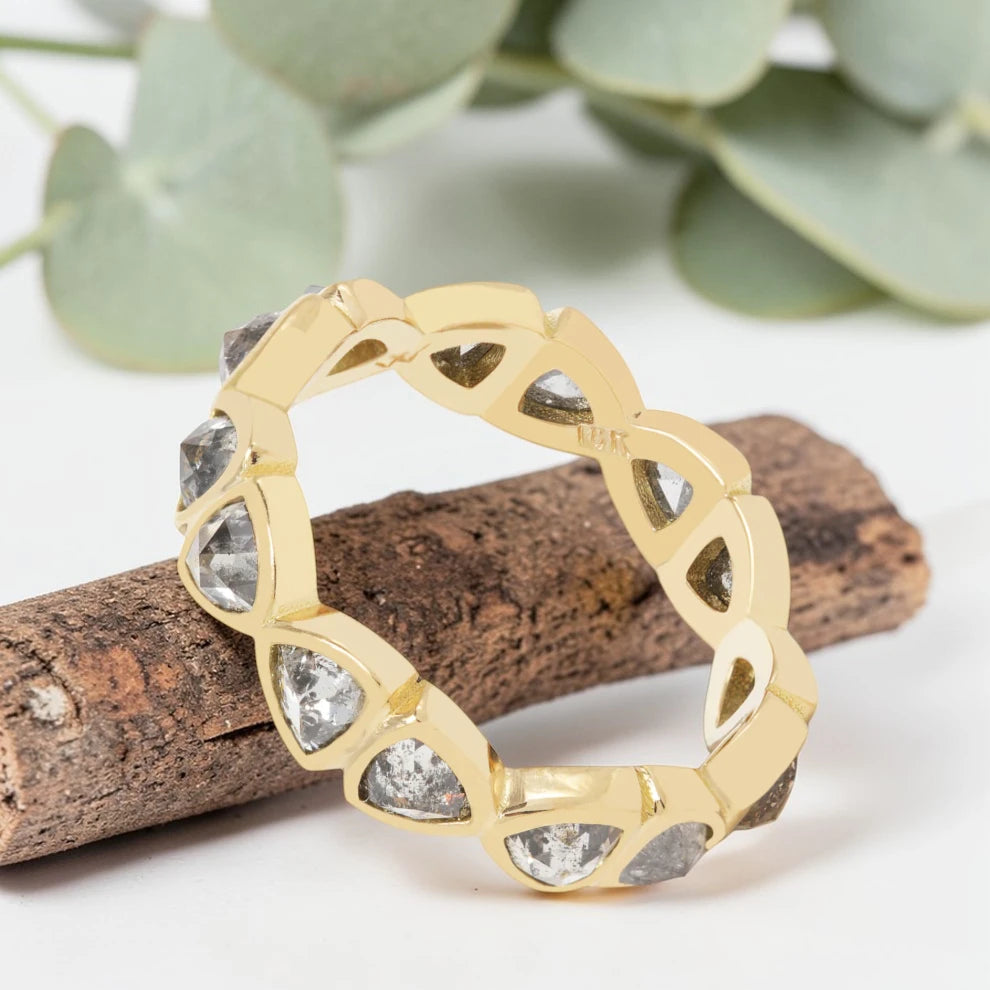 Desert Crown Salt & Pepper Trillion Diamond Eternity Ring – Modern Vintage Band