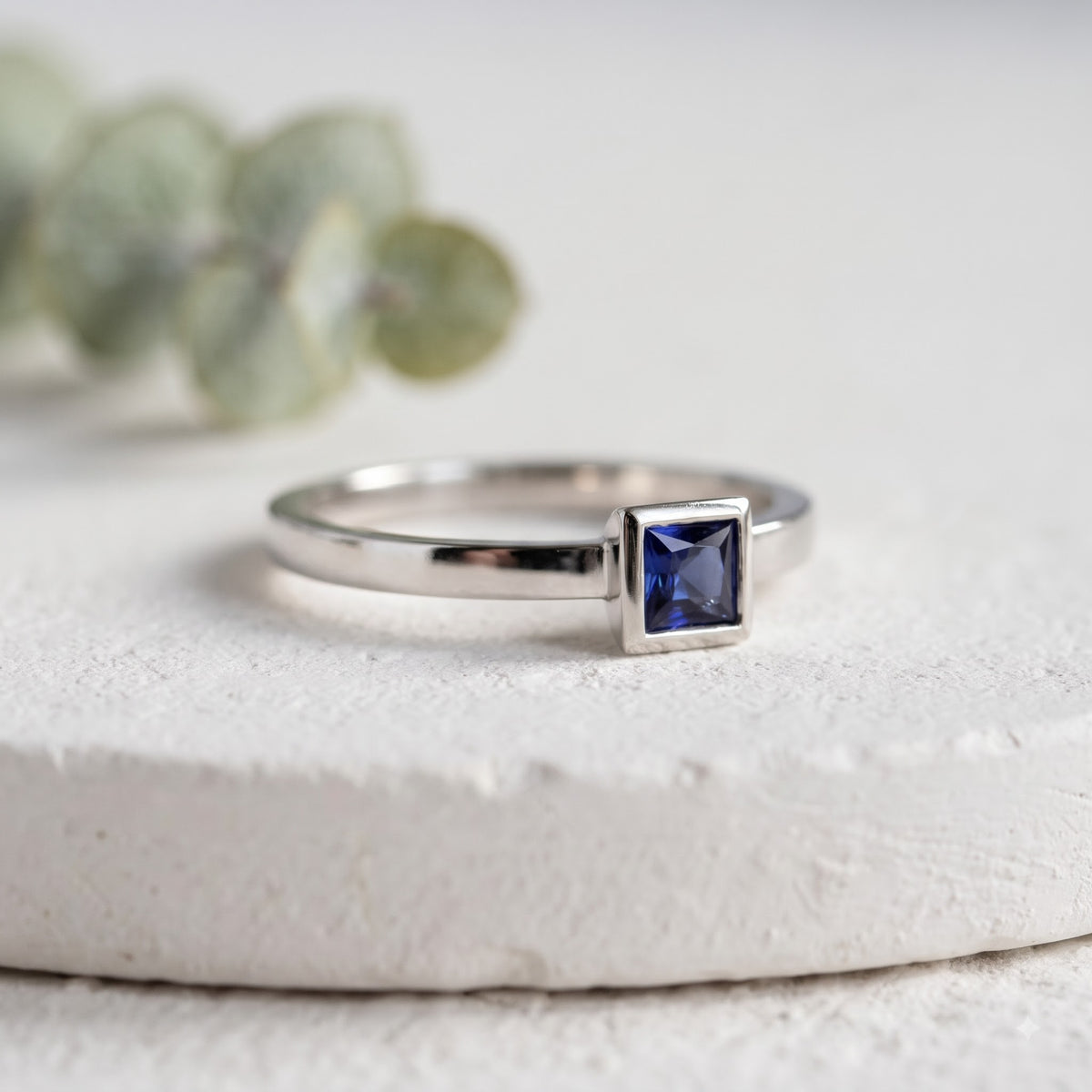 Dark Blue Princess Cut Sapphire Ring
