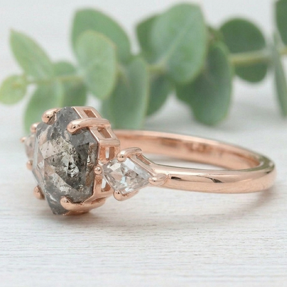 Hexagon Salt and Pepper Diamond Ring featuring a 1.51 CT natural salt and pepper hexagon cut diamond with galaxy-like inclusions, accented by kite-shaped diamond side stones in a modern geometric design with a straight 1.80 mm band in fine gold.